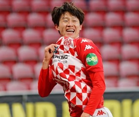 开云体育-皖江雷霆队鏖战吴越金雕队，板球总决赛险胜，核心复出即建功。逆风翻盘的范本的简单介绍